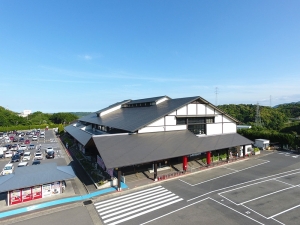 名阪関ドライブイン売店