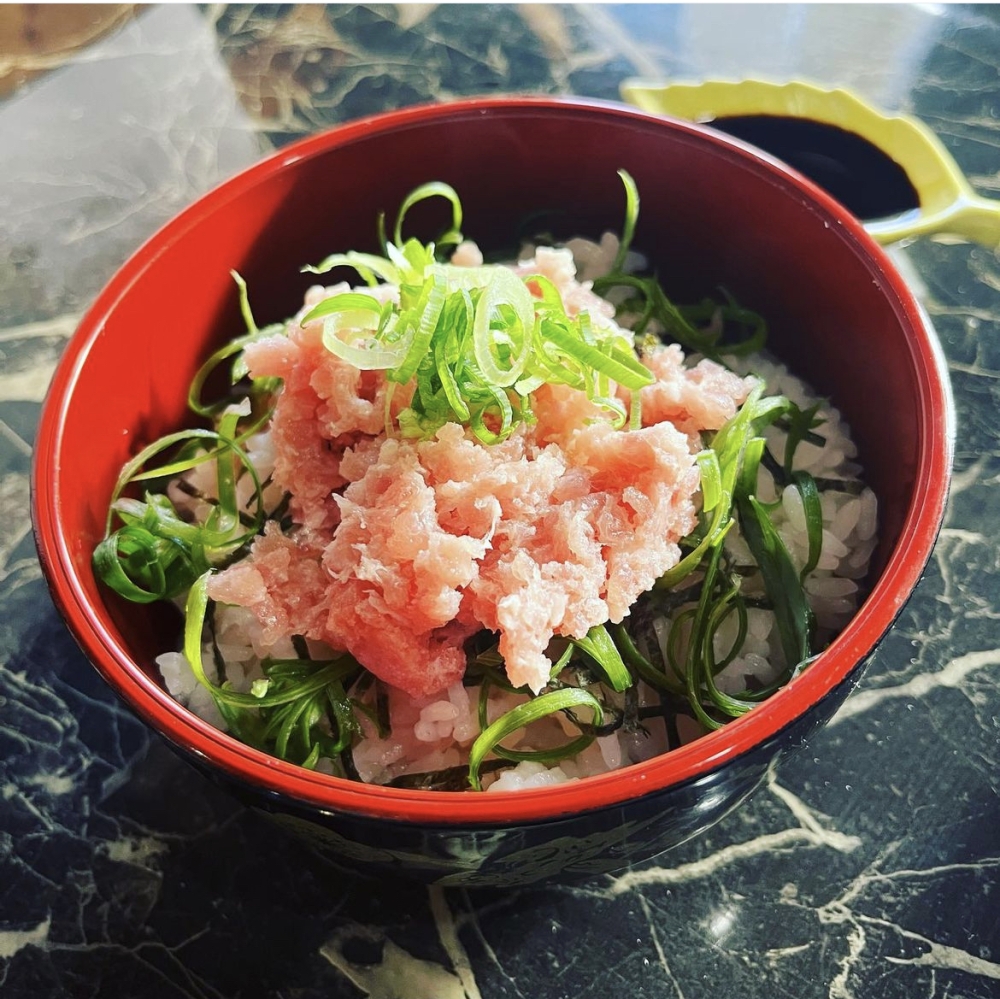 11月のお得なお子様企画(お子様ねぎとろ丼300円)